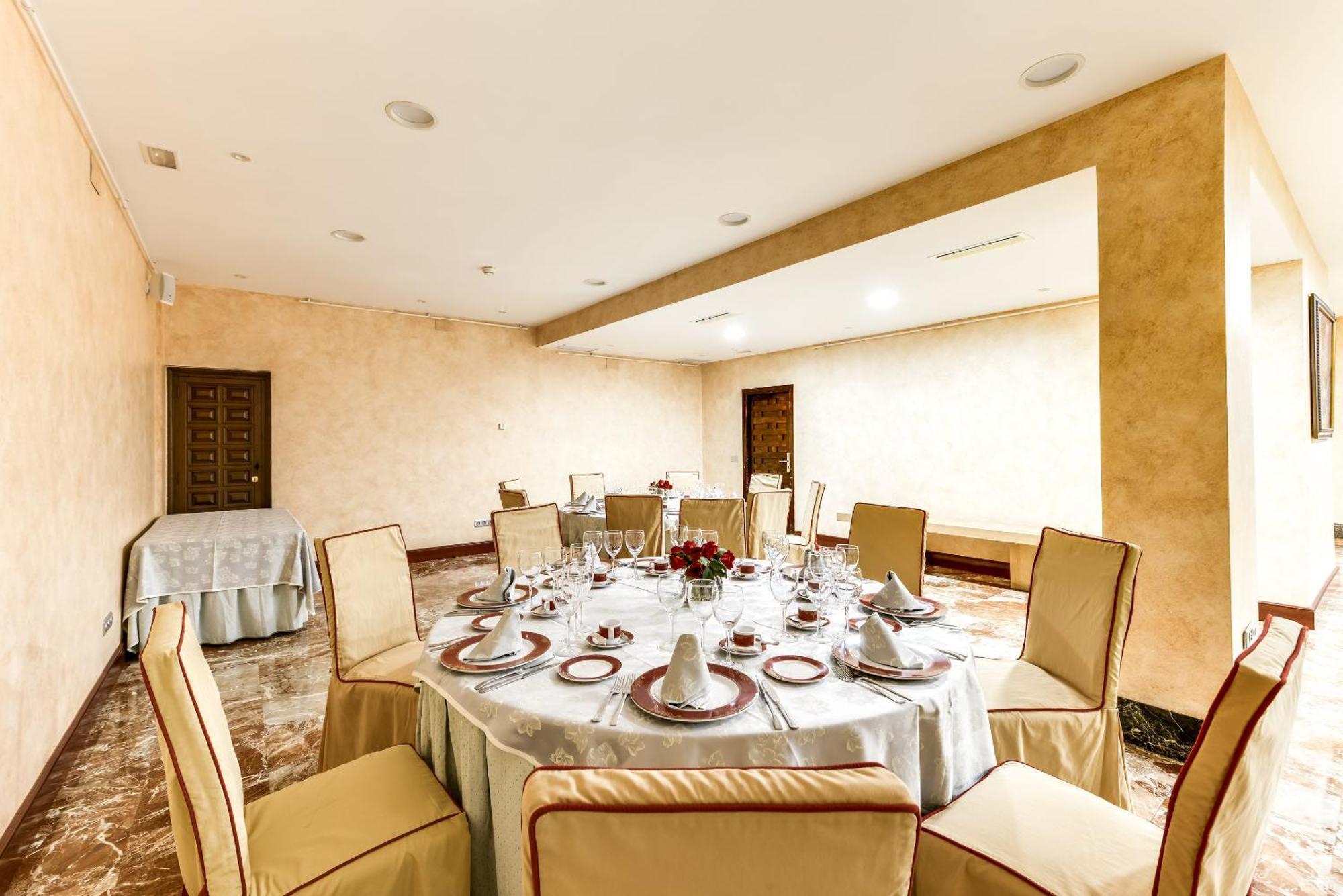 Hotel Sercotel Alfonso VI — Photos 1
